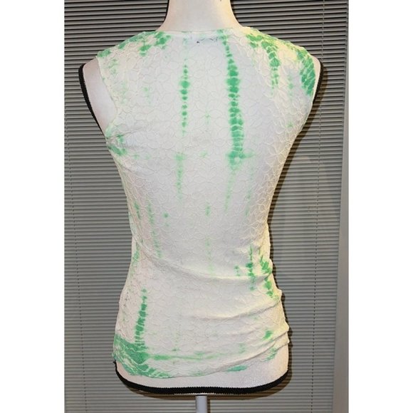 White Green Scoop Flower Embroidered Tank - NWT - SMALL - Picture 2 of 8